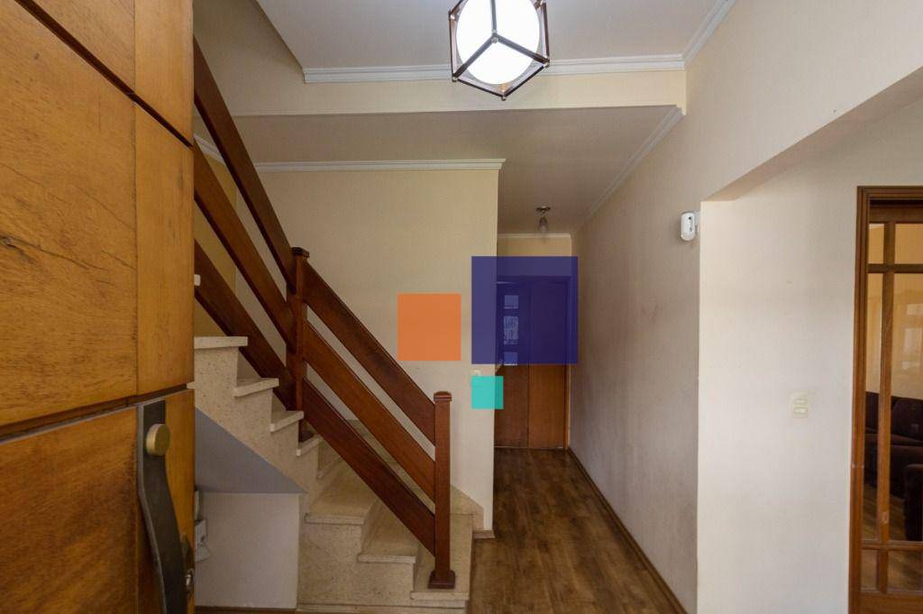 Sobrado à venda com 3 quartos, 218m² - Foto 4