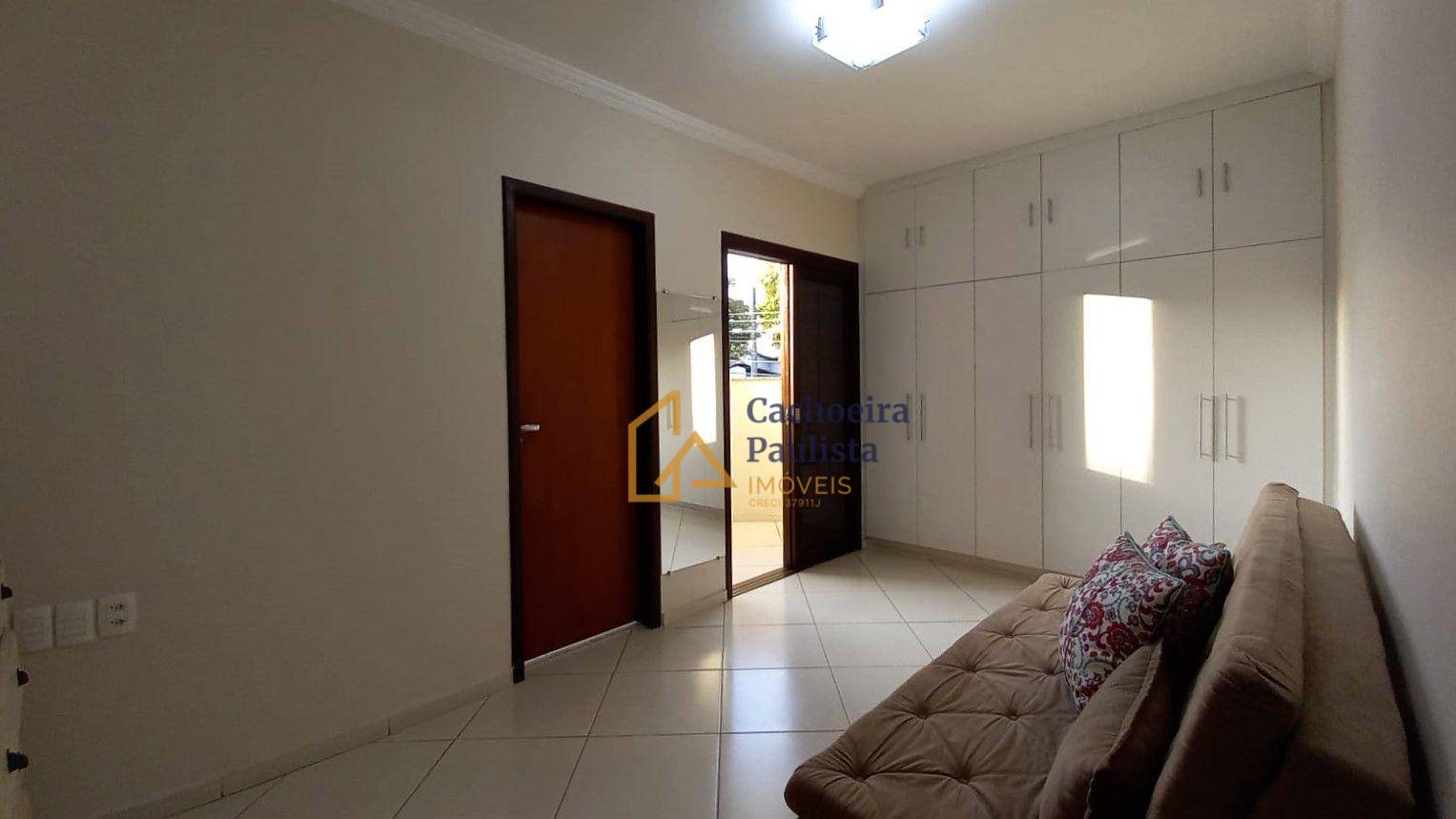 Casa à venda com 3 quartos, 239m² - Foto 16