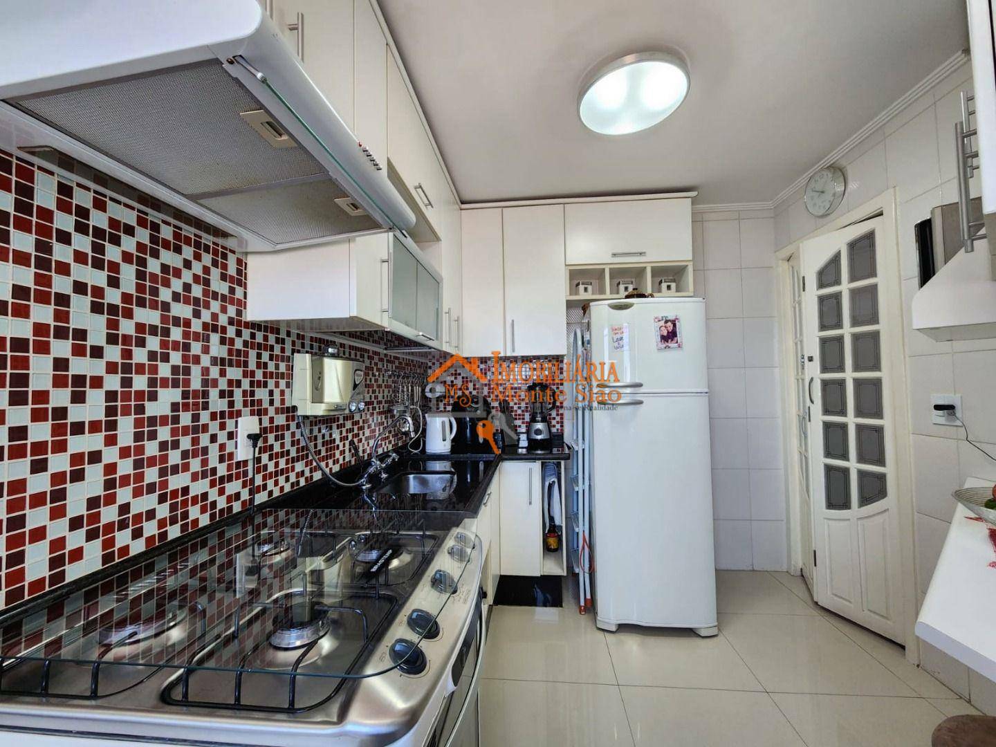 Apartamento à venda com 3 quartos, 60m² - Foto 2