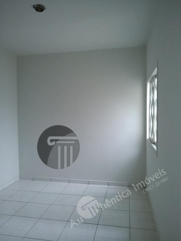 Casa para alugar com 2 quartos, 70m² - Foto 5