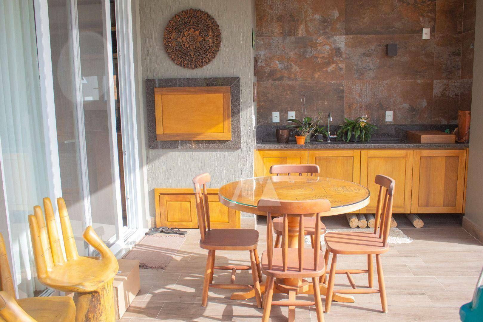 Casa à venda com 3 quartos, 222m² - Foto 21