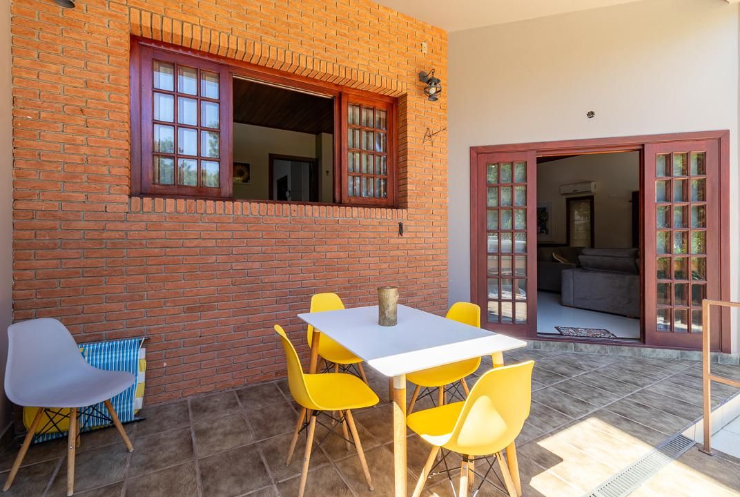 Casa de Condomínio à venda com 4 quartos, 350m² - Foto 26