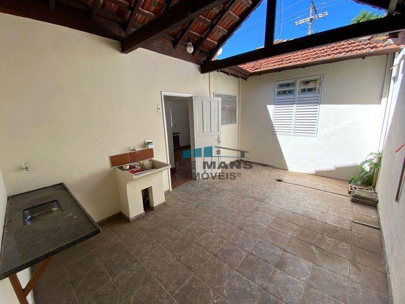 Casa à venda com 4 quartos, 182m² - Foto 21