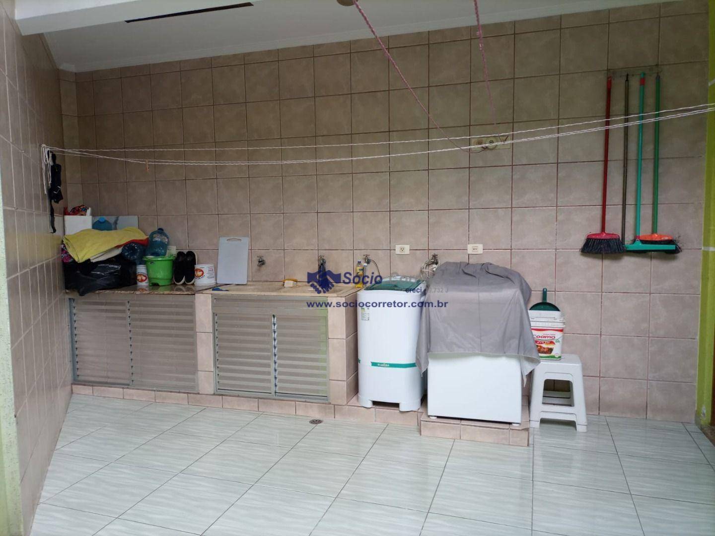 Sobrado à venda com 4 quartos, 206m² - Foto 32