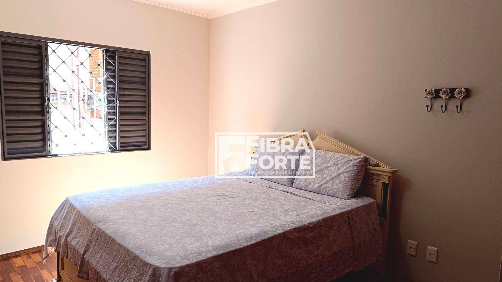 Casa à venda com 3 quartos, 220m² - Foto 15