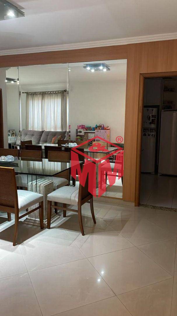 Apartamento à venda com 3 quartos, 130m² - Foto 1