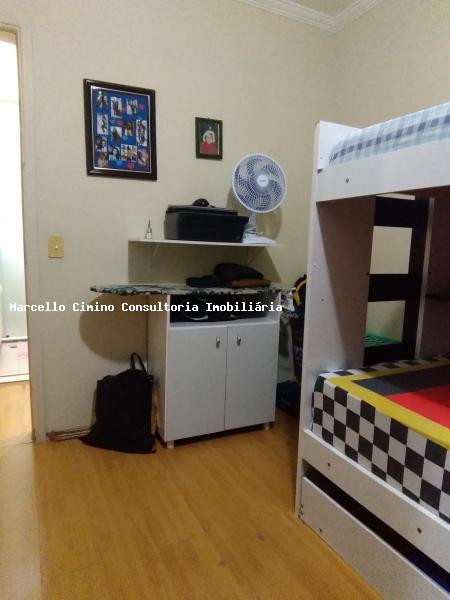 Apartamento à venda com 2 quartos, 60m² - Foto 9