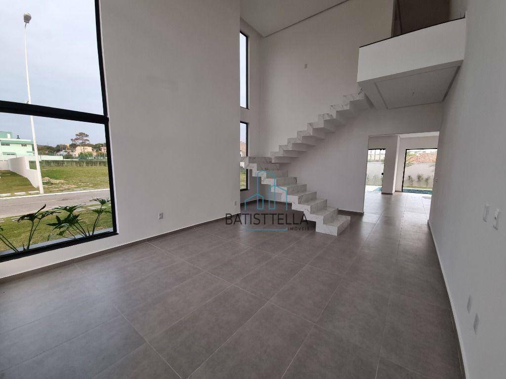 Casa à venda com 4 quartos, 255m² - Foto 27