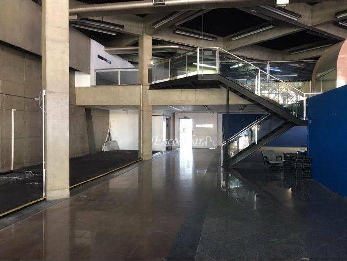 Prédio Inteiro para alugar, 2118m² - Foto 1