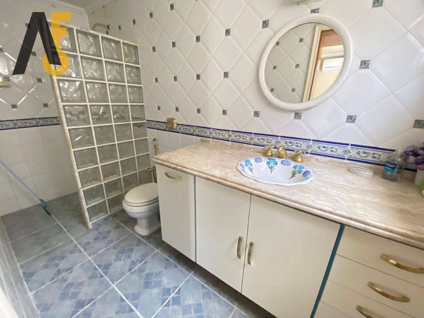 Casa de Condomínio à venda com 3 quartos, 214m² - Foto 4