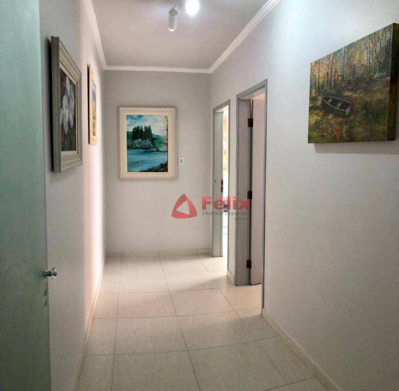 Casa à venda com 2 quartos, 480m² - Foto 13