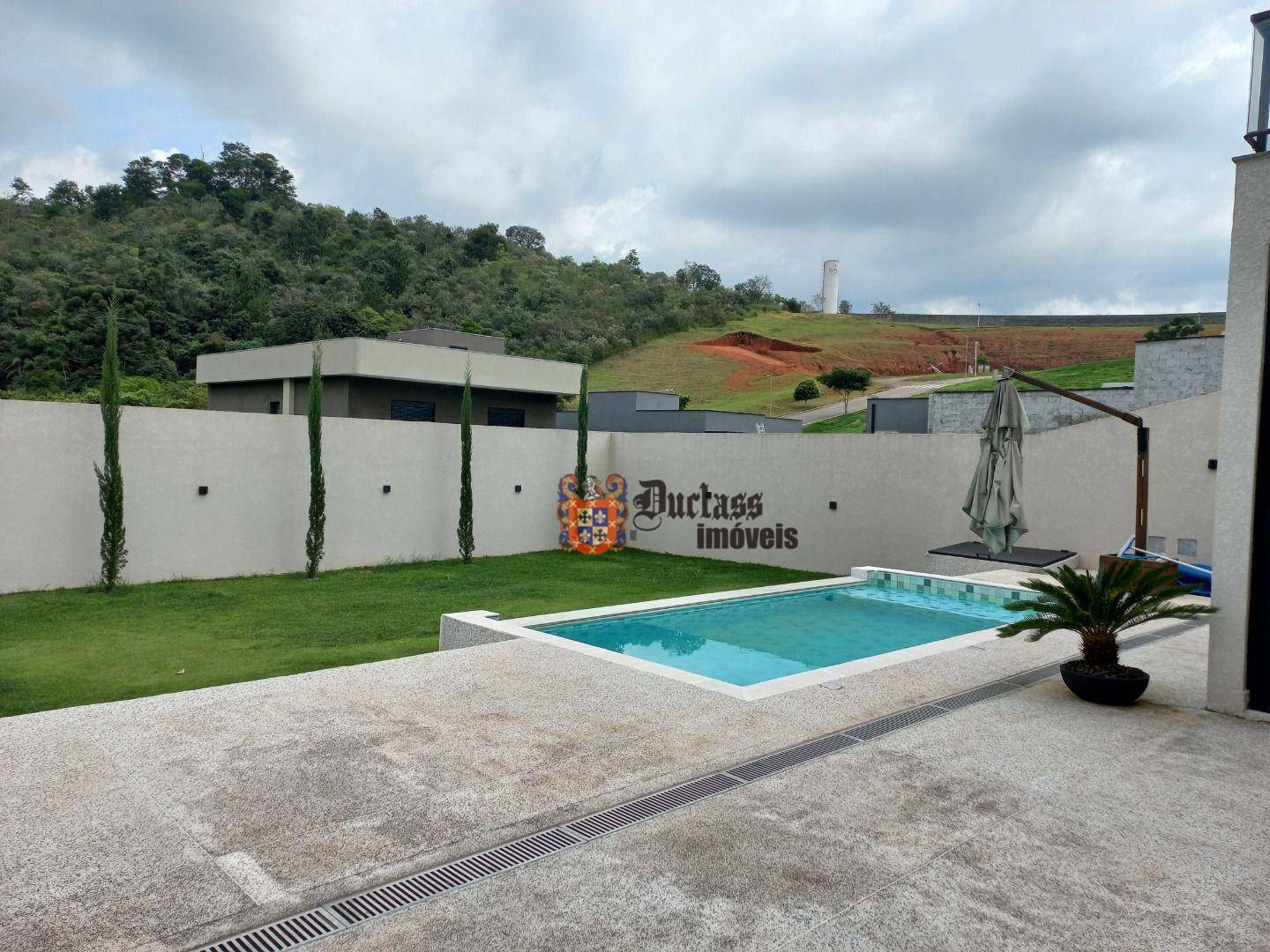 Casa de Condomínio à venda com 3 quartos, 234m² - Foto 97