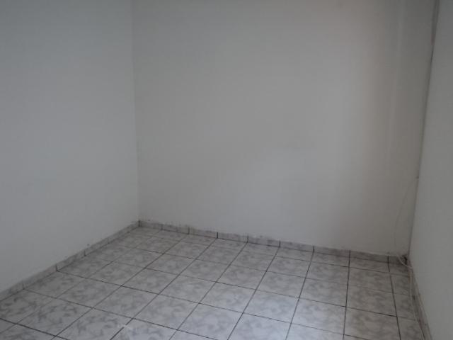 Casa para alugar com 2 quartos, 95m² - Foto 18