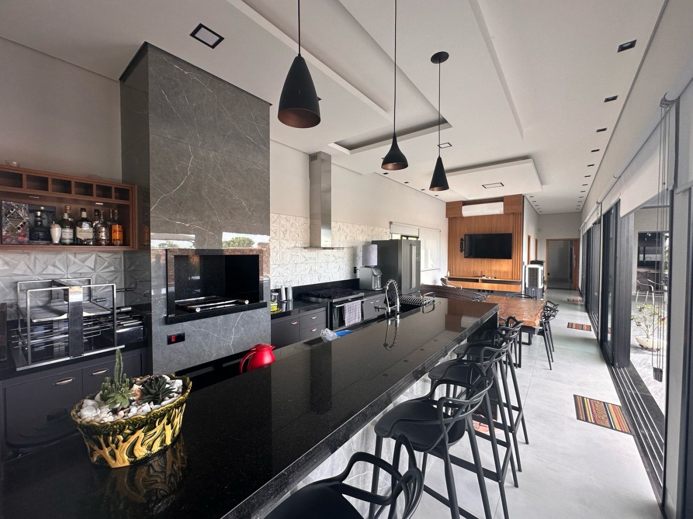 Casa à venda com 3 quartos, 335m² - Foto 5