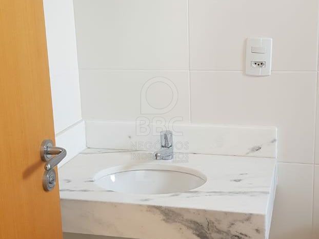 Apartamento à venda com 2 quartos, 71m² - Foto 8