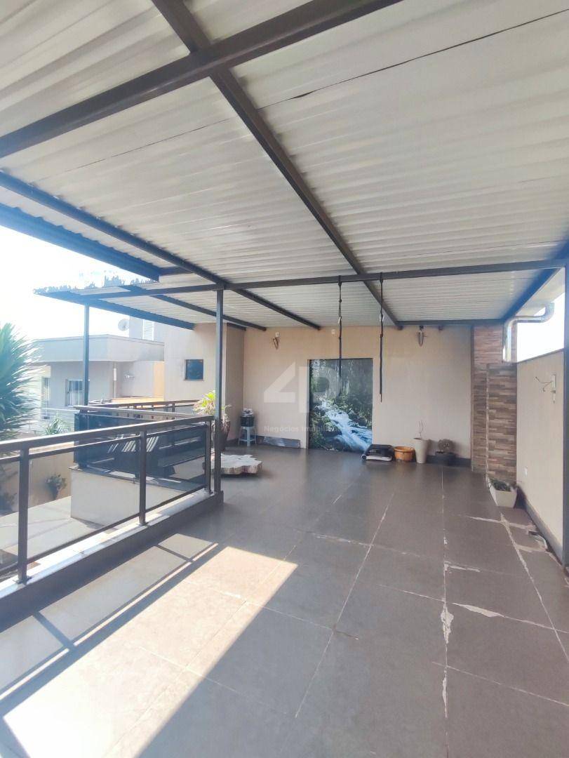 Sobrado à venda com 3 quartos, 288m² - Foto 24