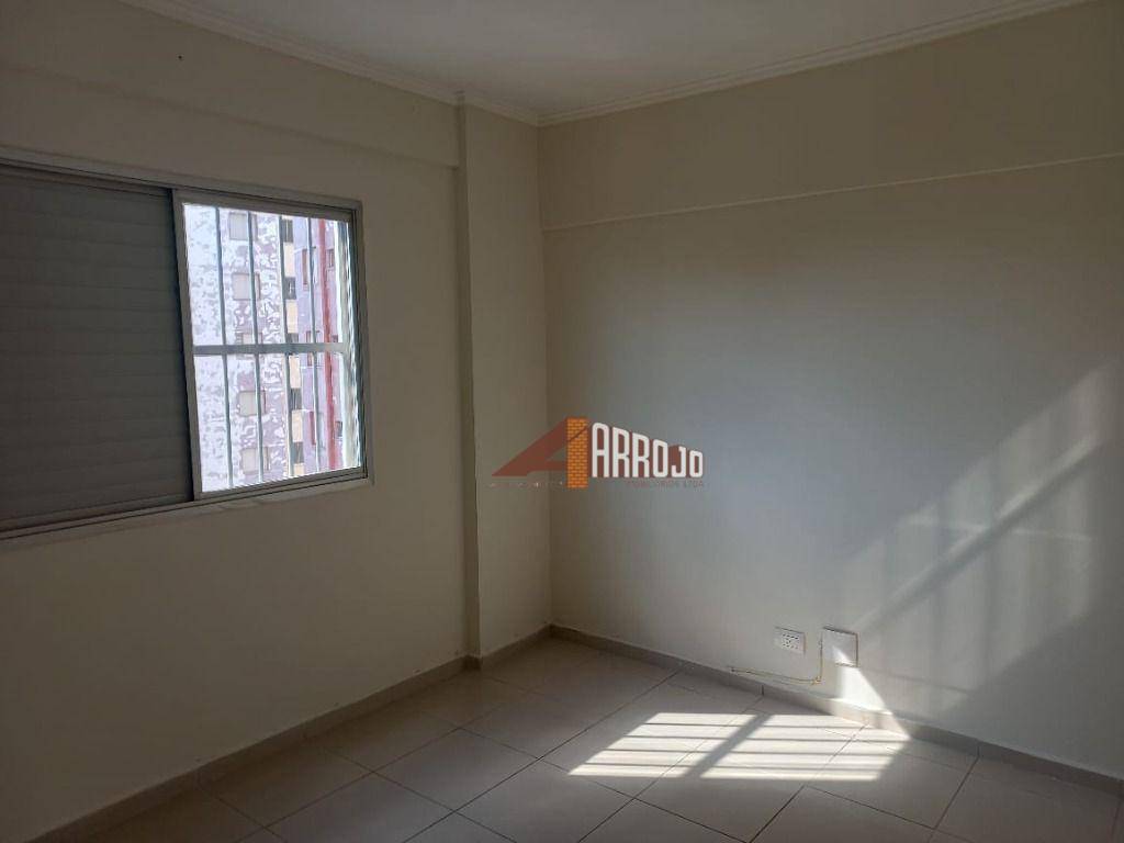 Apartamento à venda com 2 quartos, 56m² - Foto 4