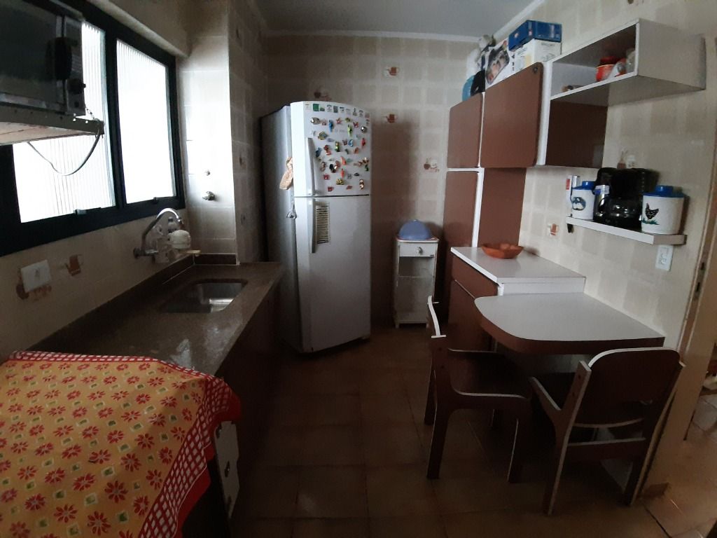 Apartamento à venda com 2 quartos, 100m² - Foto 13