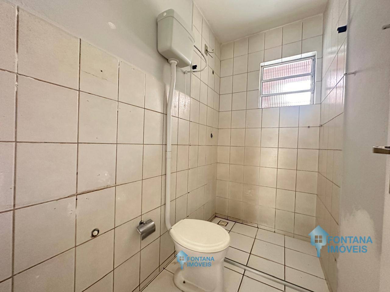 Casa à venda com 2 quartos, 50m² - Foto 5