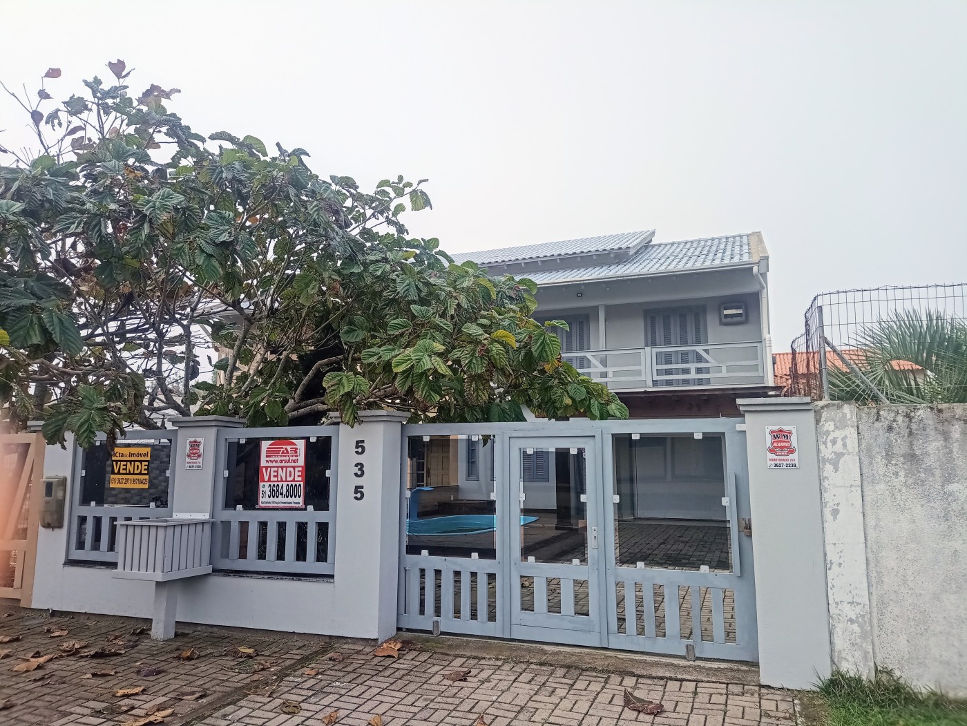 Sobrado à venda com 4 quartos, 300m² - Foto 1