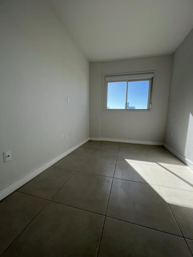 Apartamento à venda com 2 quartos, 71m² - Foto 10