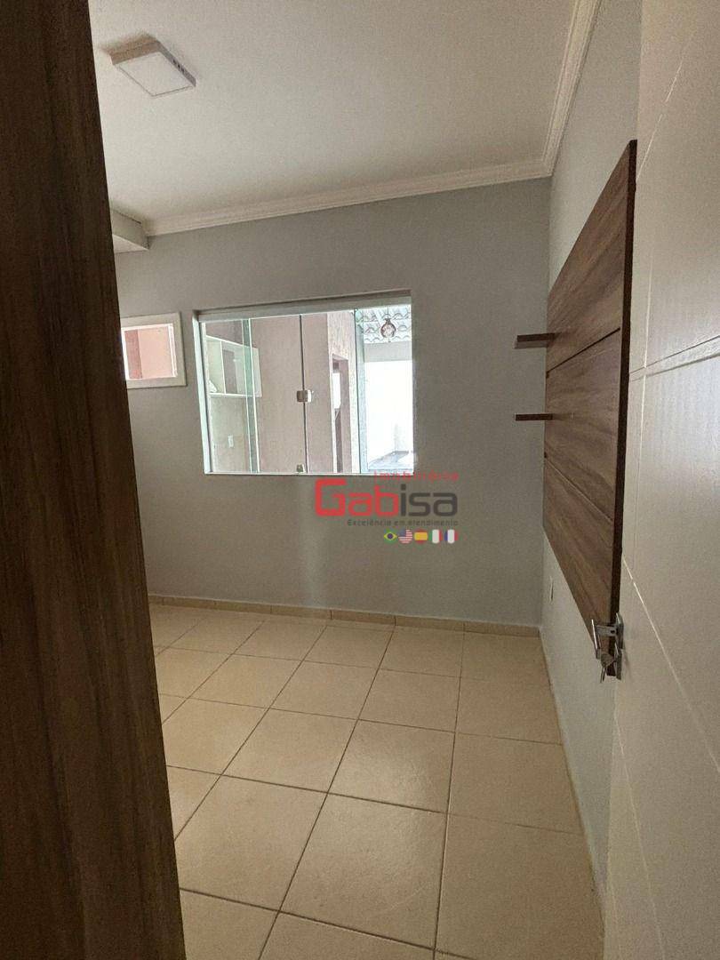 Casa à venda com 4 quartos, 220m² - Foto 11