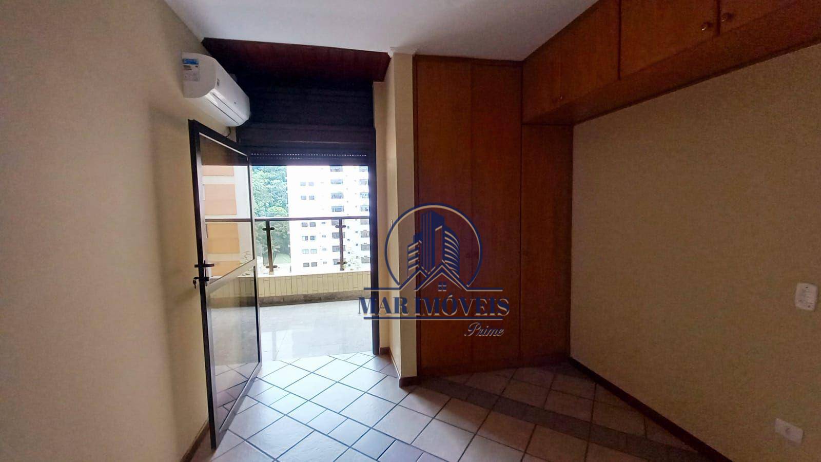 Apartamento à venda com 3 quartos, 140m² - Foto 13