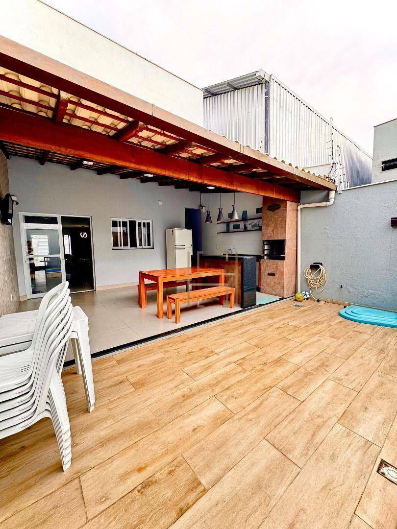 Casa, 3 quartos, 220 m² - Foto 9