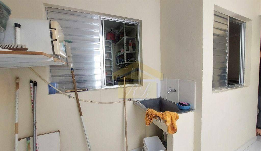 Sobrado à venda e aluguel com 3 quartos, 177m² - Foto 17