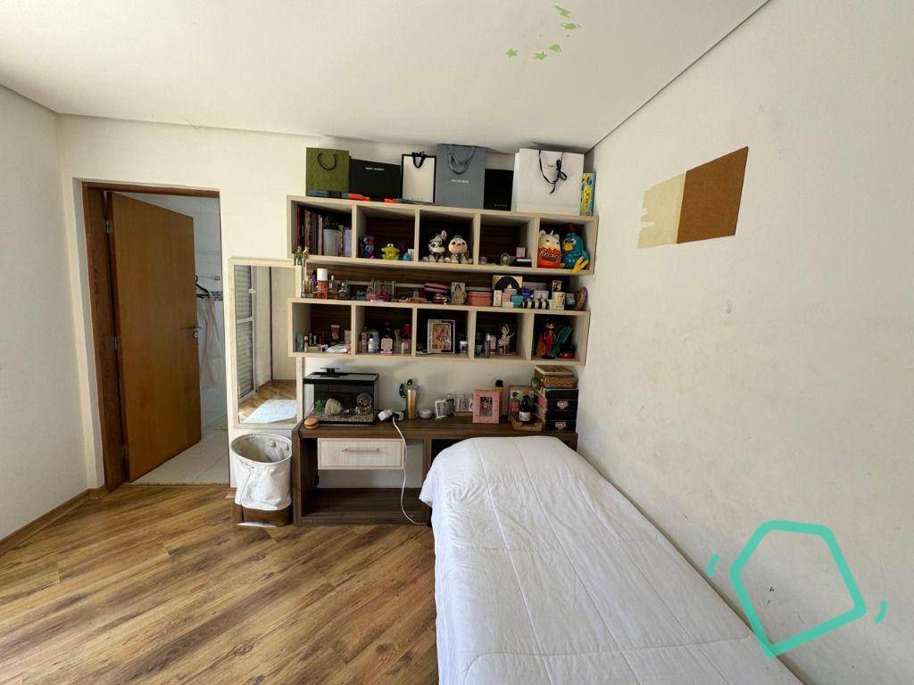 Casa de Condomínio à venda com 3 quartos, 340m² - Foto 10