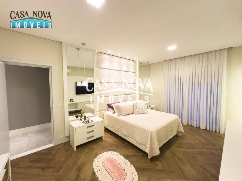 Casa de Condomínio à venda com 4 quartos, 560m² - Foto 19