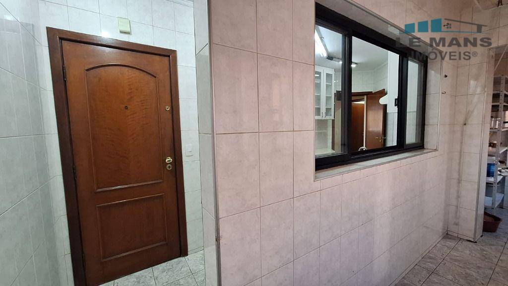 Apartamento à venda com 3 quartos, 115m² - Foto 10