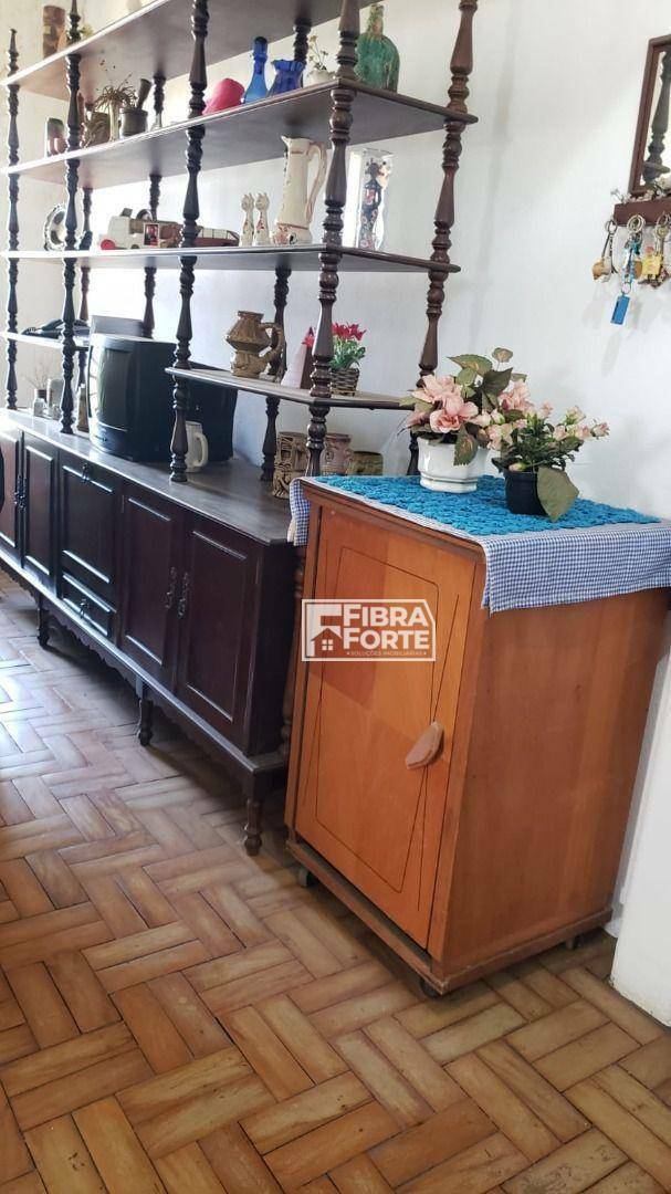 Casa à venda com 3 quartos, 149m² - Foto 4