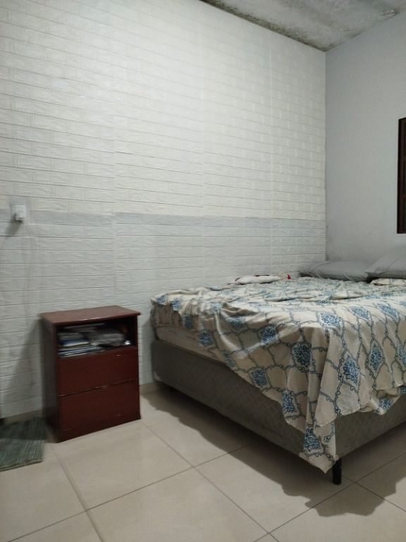 Casa à venda com 3 quartos, 90m² - Foto 8