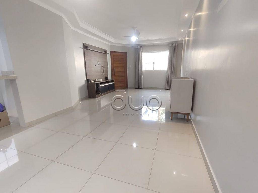 Casa à venda com 3 quartos, 165m² - Foto 4