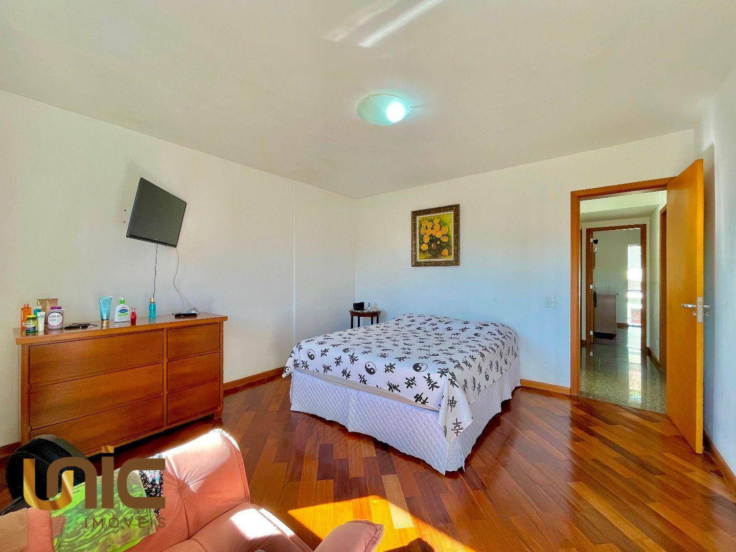 Casa de Condomínio à venda com 4 quartos, 258m² - Foto 16