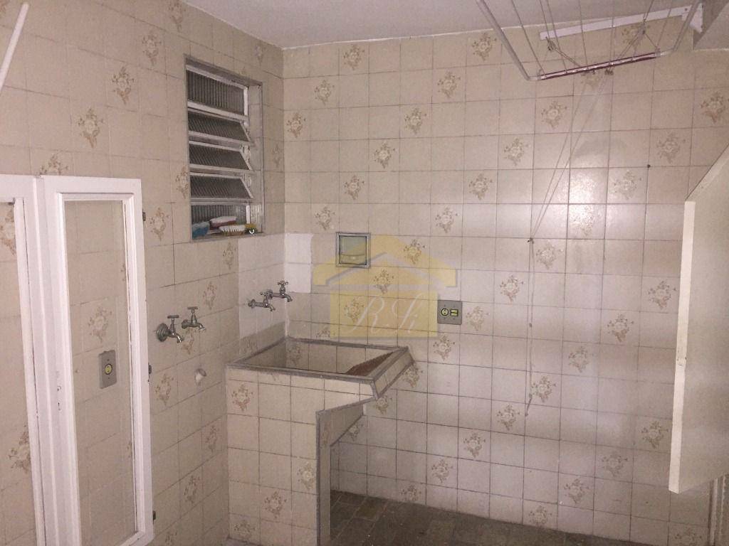 Casa para alugar com 3 quartos, 170m² - Foto 12