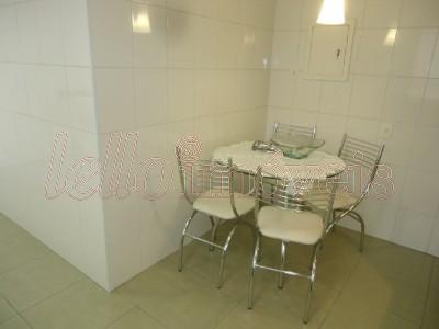 Apartamento para alugar com 3 quartos, 130m² - Foto 15