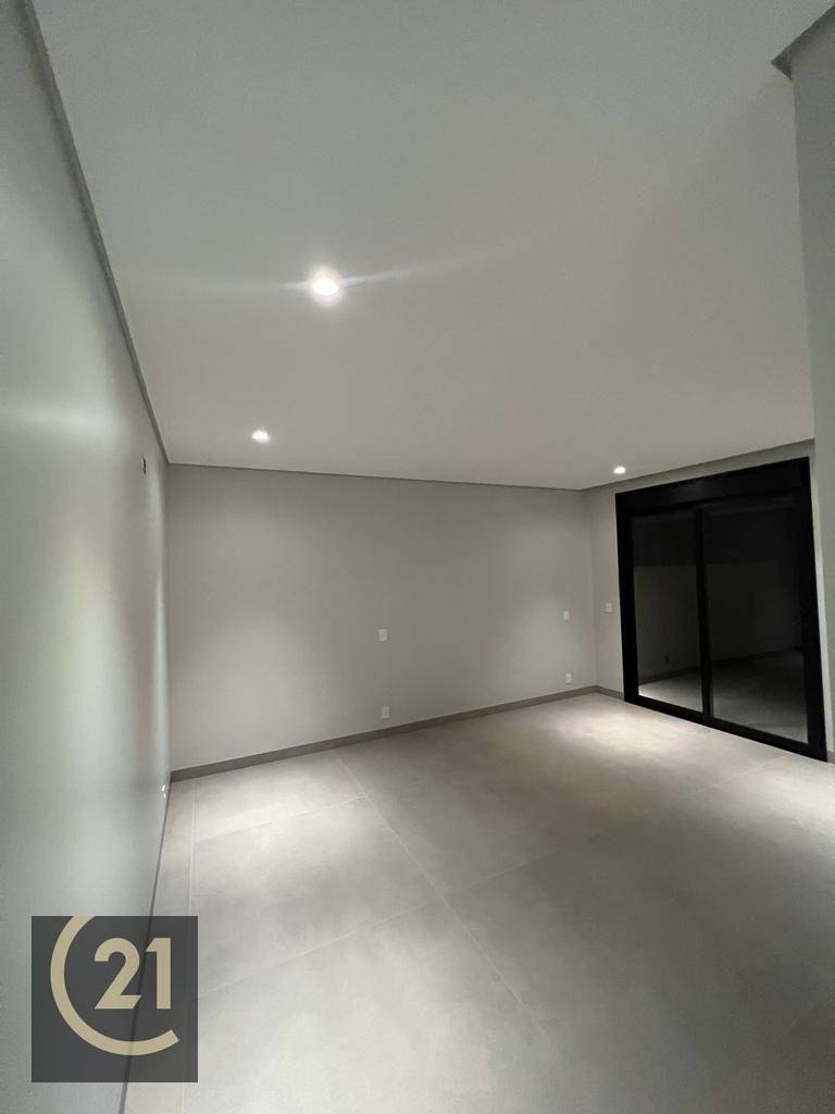 Sobrado à venda com 4 quartos, 441m² - Foto 22