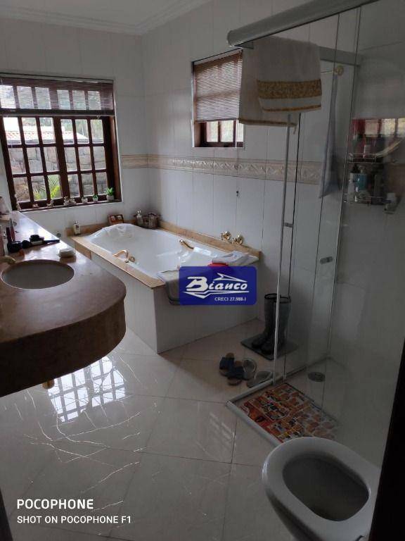 Sobrado à venda com 4 quartos, 320m² - Foto 35