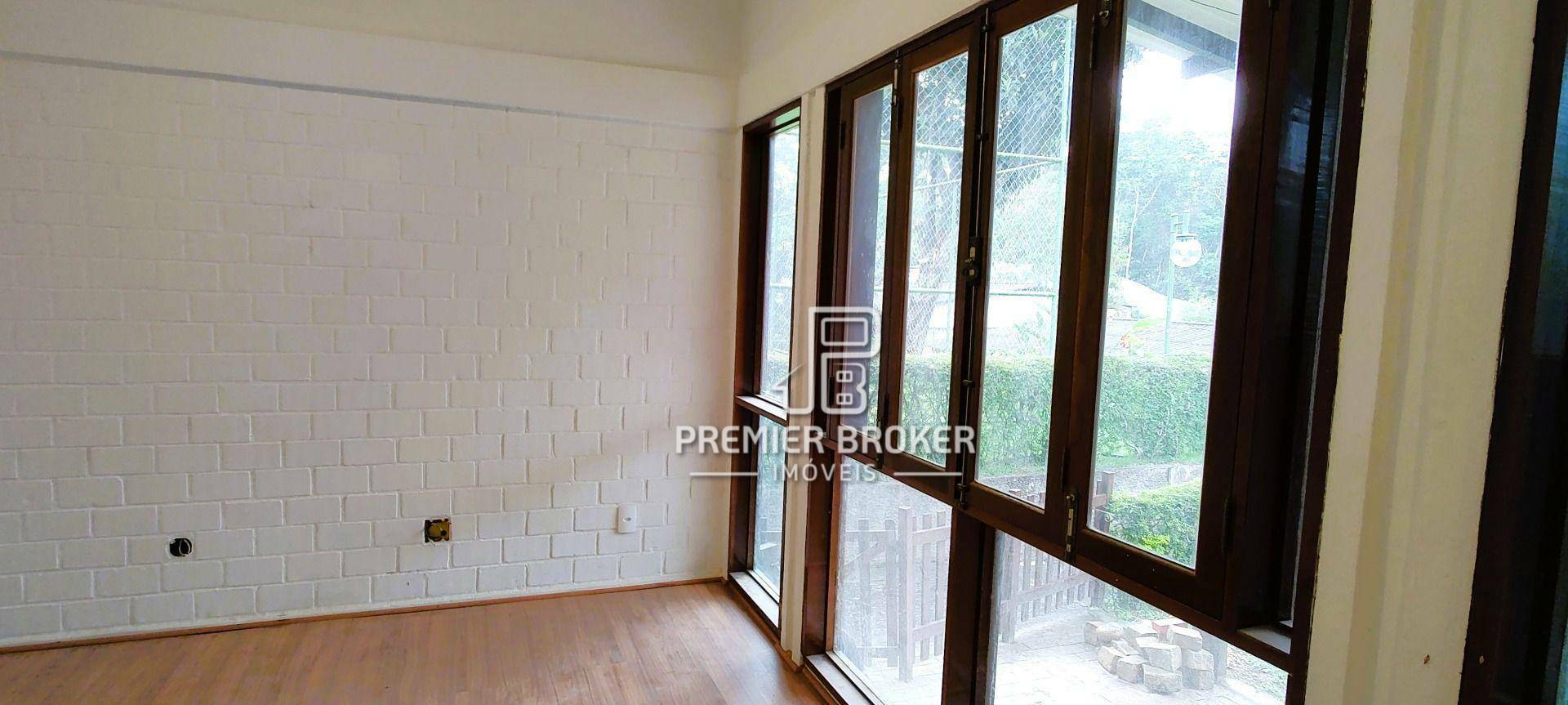 Casa de Condomínio à venda com 3 quartos, 70m² - Foto 6