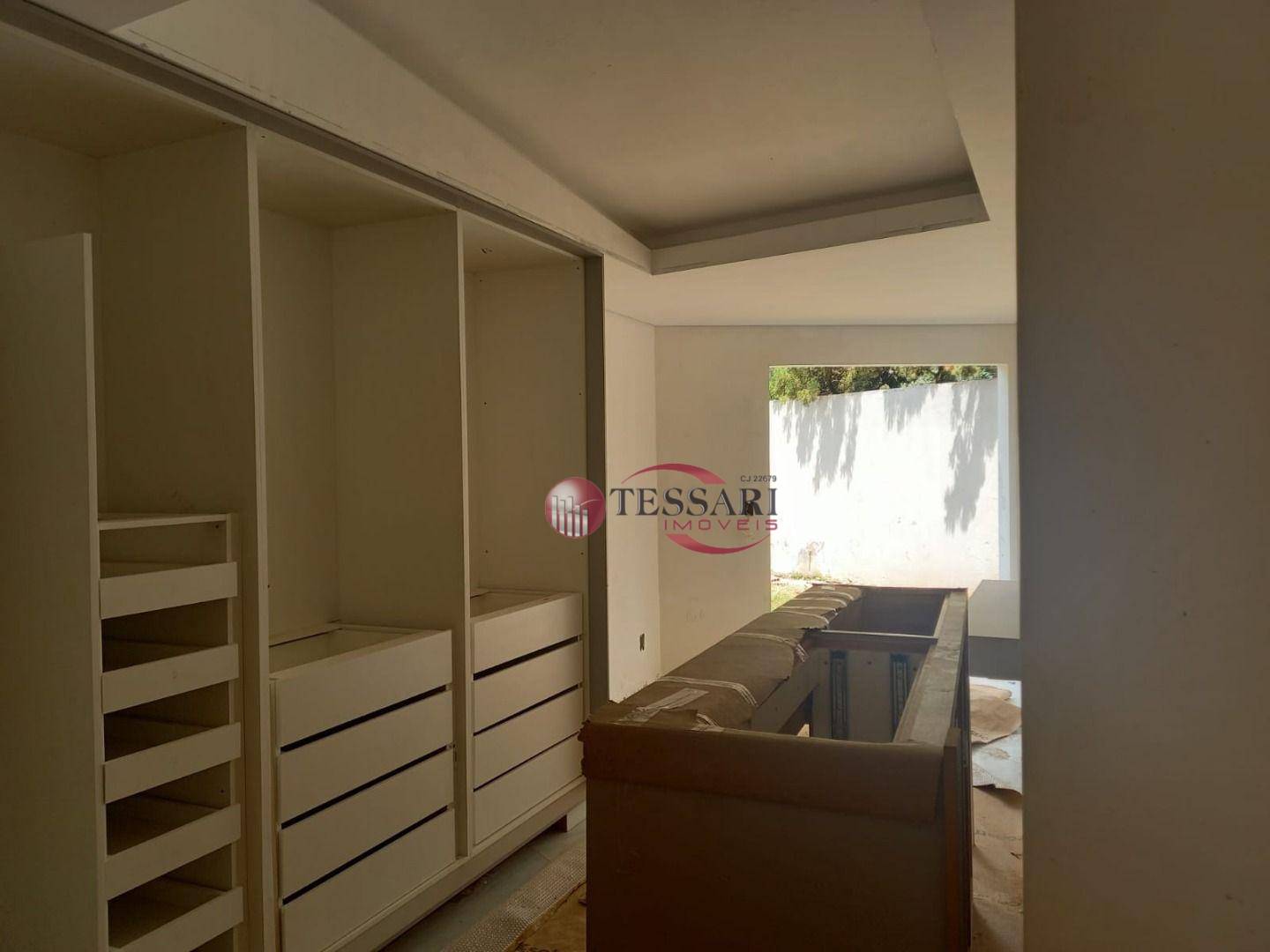 Casa à venda e aluguel com 3 quartos, 800m² - Foto 8