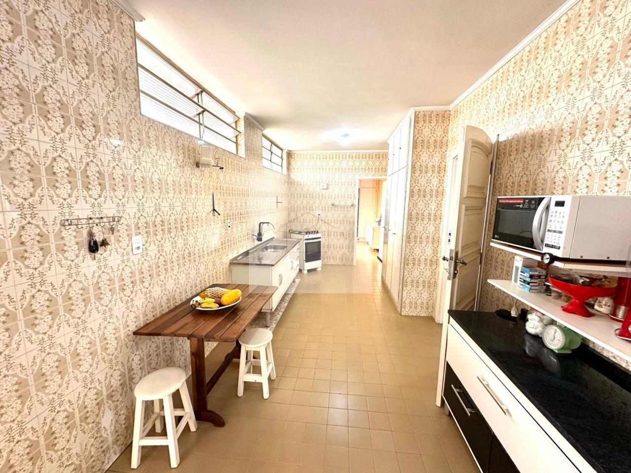 Casa à venda com 3 quartos, 263m² - Foto 16