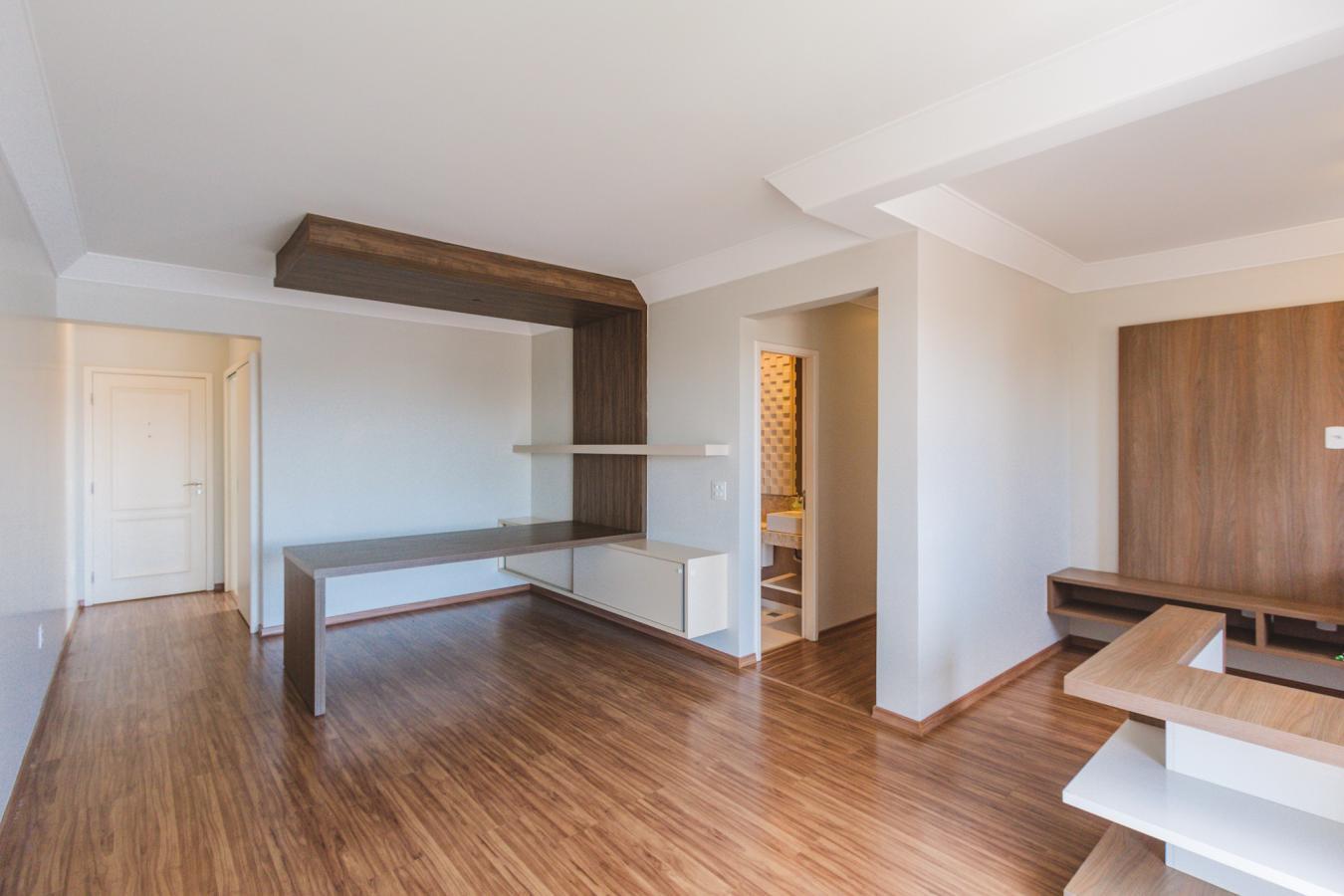 Apartamento à venda com 2 quartos, 107m² - Foto 4