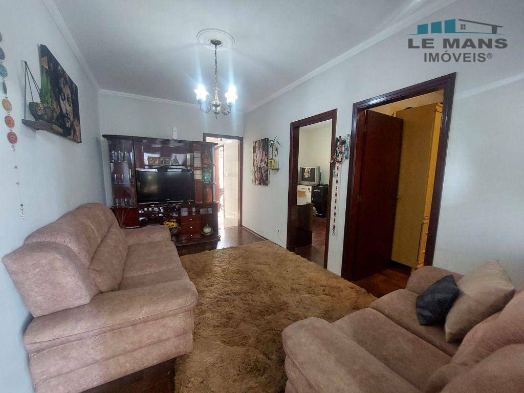 Casa à venda com 2 quartos, 73m² - Foto 1