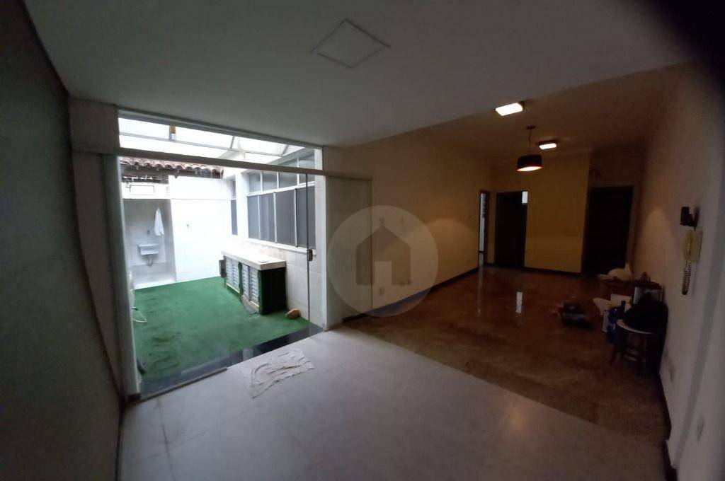 Apartamento à venda com 3 quartos, 150m² - Foto 21