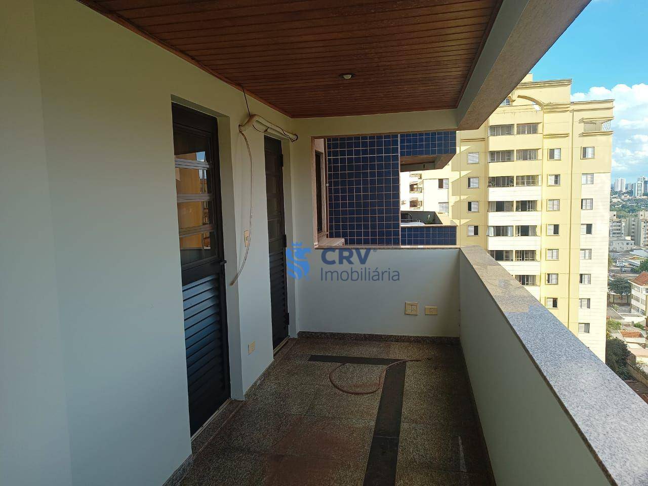 Apartamento à venda com 3 quartos, 160m² - Foto 9