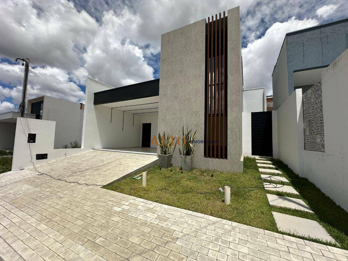 Casa à venda com 3 quartos, 124m² - Foto 2