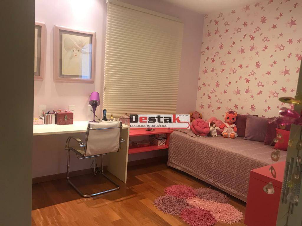 Apartamento à venda com 3 quartos, 228m² - Foto 6