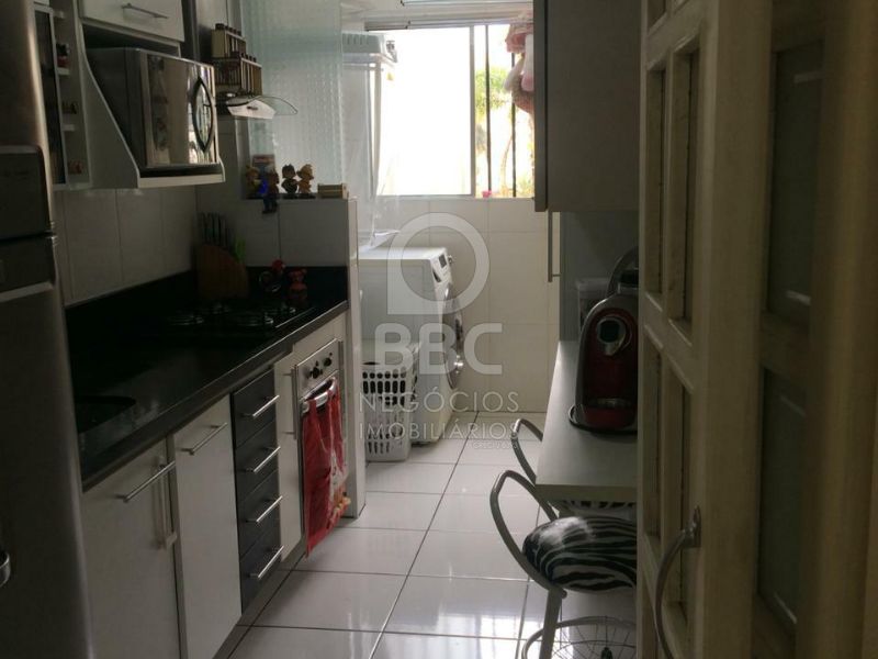 Apartamento à venda com 2 quartos, 64m² - Foto 19